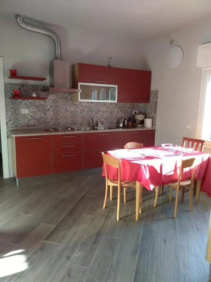 Tom & Jerry Bed and Breakfast Πίζα