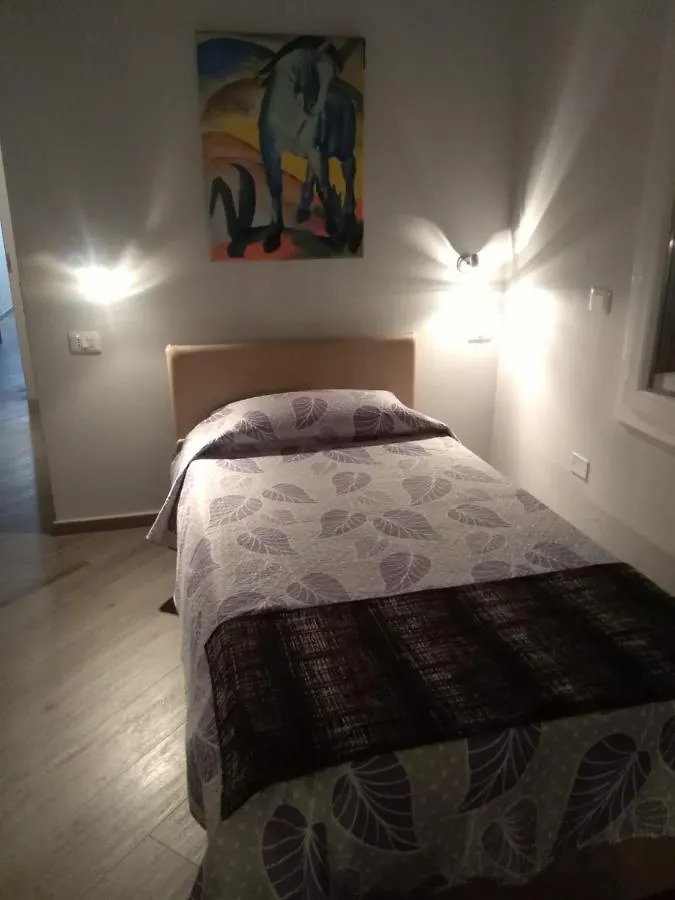 Tom & Jerry Bed and Breakfast Πίζα Ιταλία