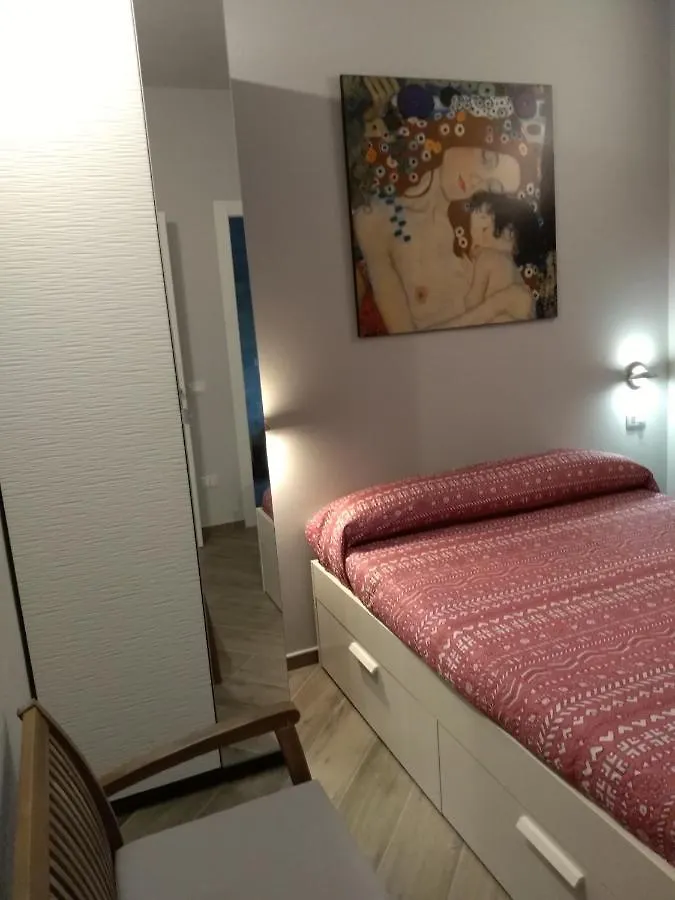 Tom & Jerry Bed and Breakfast Πίζα Ιταλία