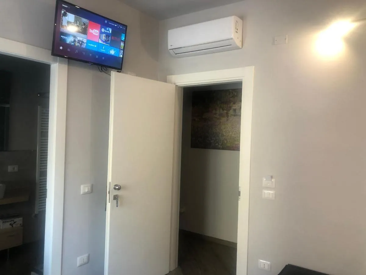 Tom & Jerry Bed and Breakfast Πίζα