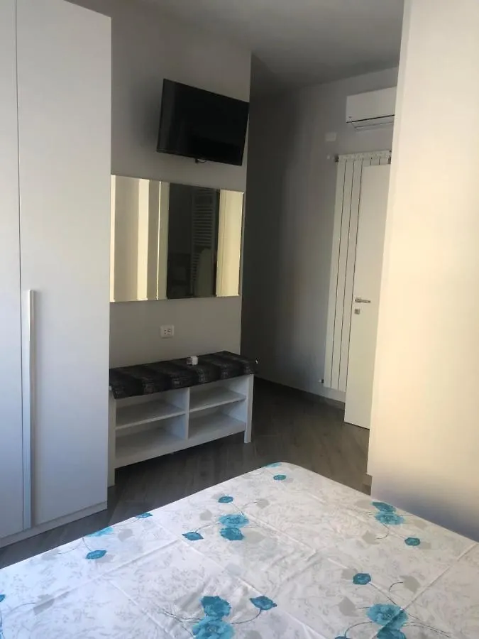 Tom & Jerry Bed and Breakfast Πίζα