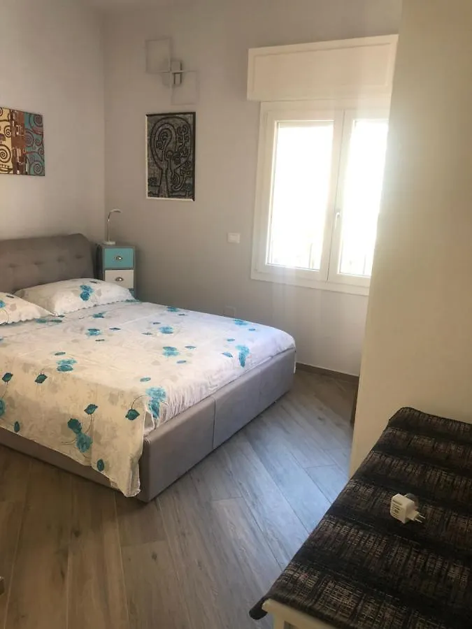 Tom & Jerry Bed and Breakfast Πίζα