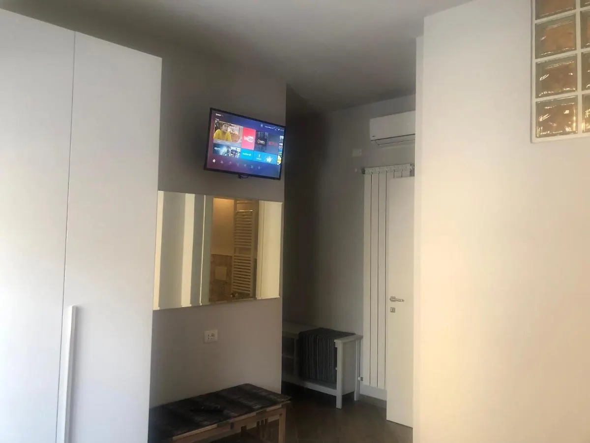 Tom & Jerry Bed and Breakfast Πίζα
