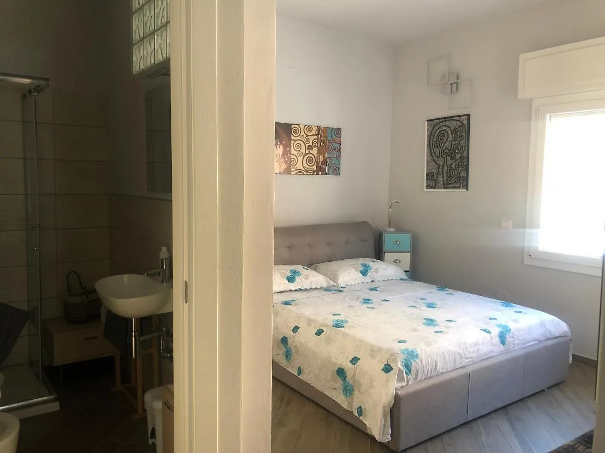 Tom & Jerry Bed and Breakfast Πίζα