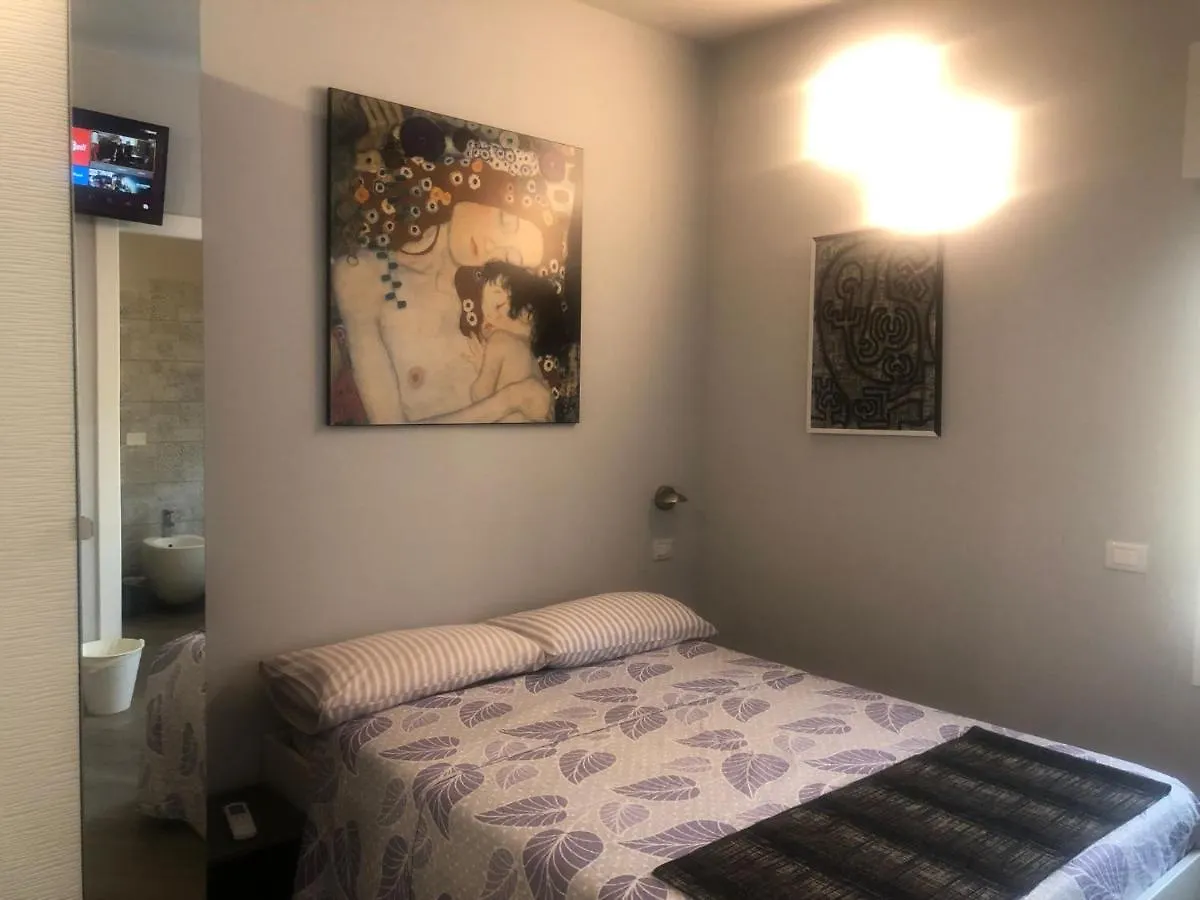 Tom & Jerry Bed and Breakfast Πίζα Ιταλία