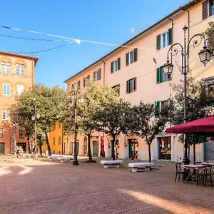  Appartamento Hostly - La Pera - 2 Bedrooms, Full Center